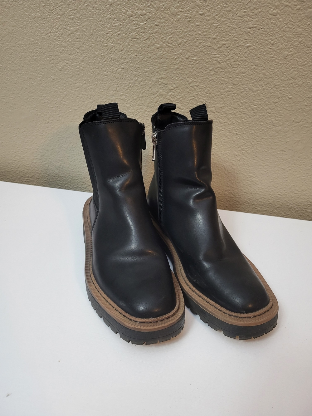 Sam Edelman Women Laguna Black Weatherproof Chelsea Leather Lug Boots size 4